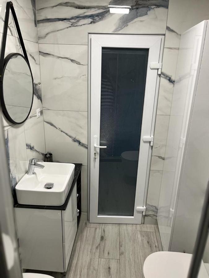 Green Apartments Oradea Ngoại thất bức ảnh