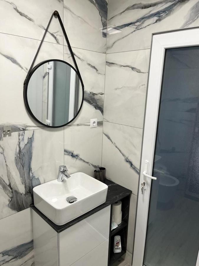 Green Apartments Oradea Ngoại thất bức ảnh